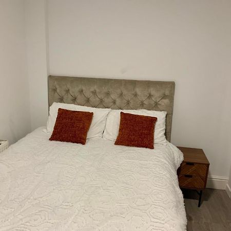 M4M Rooms- Ng8 5Np Room 1 Nottingham Eksteriør billede