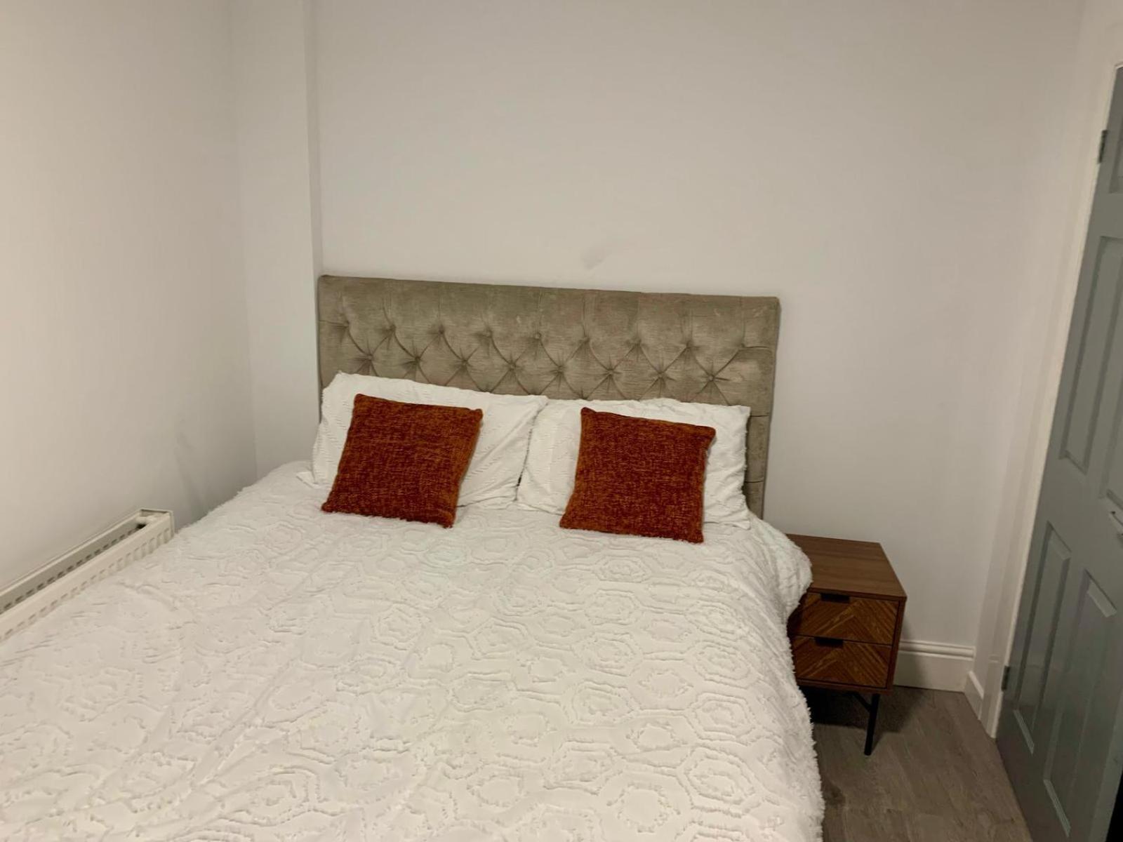 M4M Rooms- Ng8 5Np Room 1 Nottingham Eksteriør billede