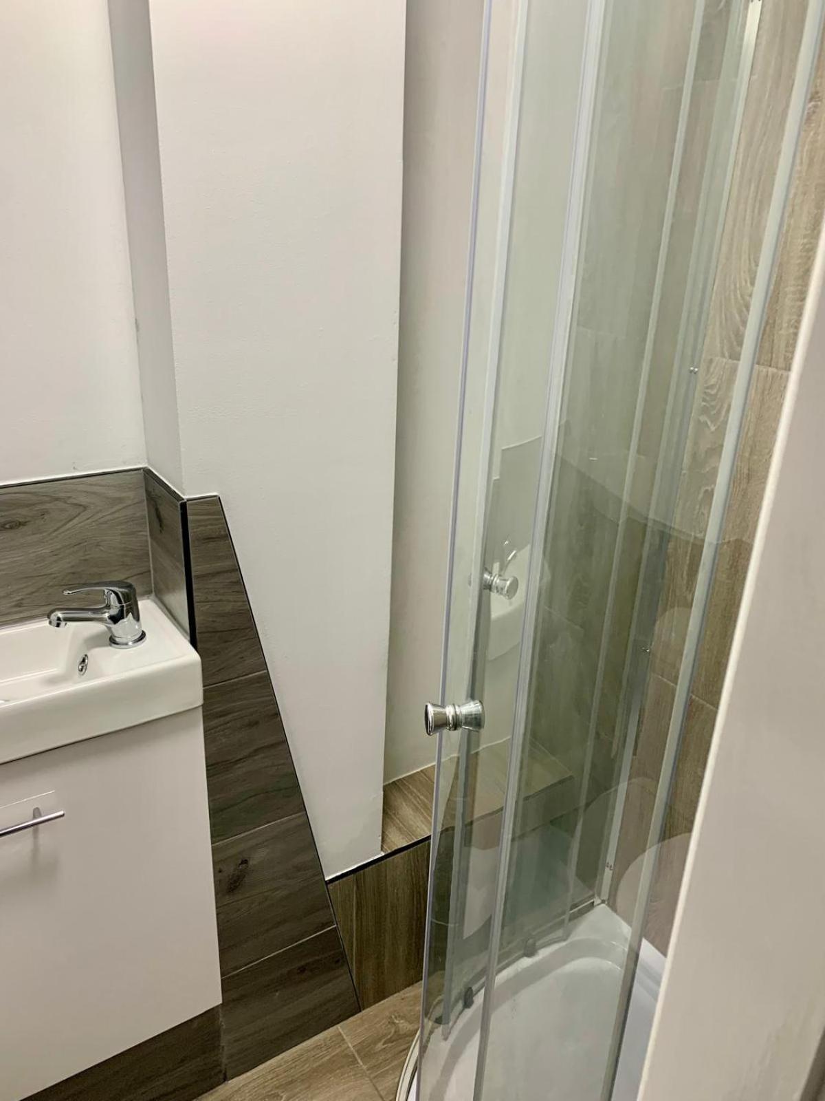 M4M Rooms- Ng8 5Np Room 1 Nottingham Eksteriør billede